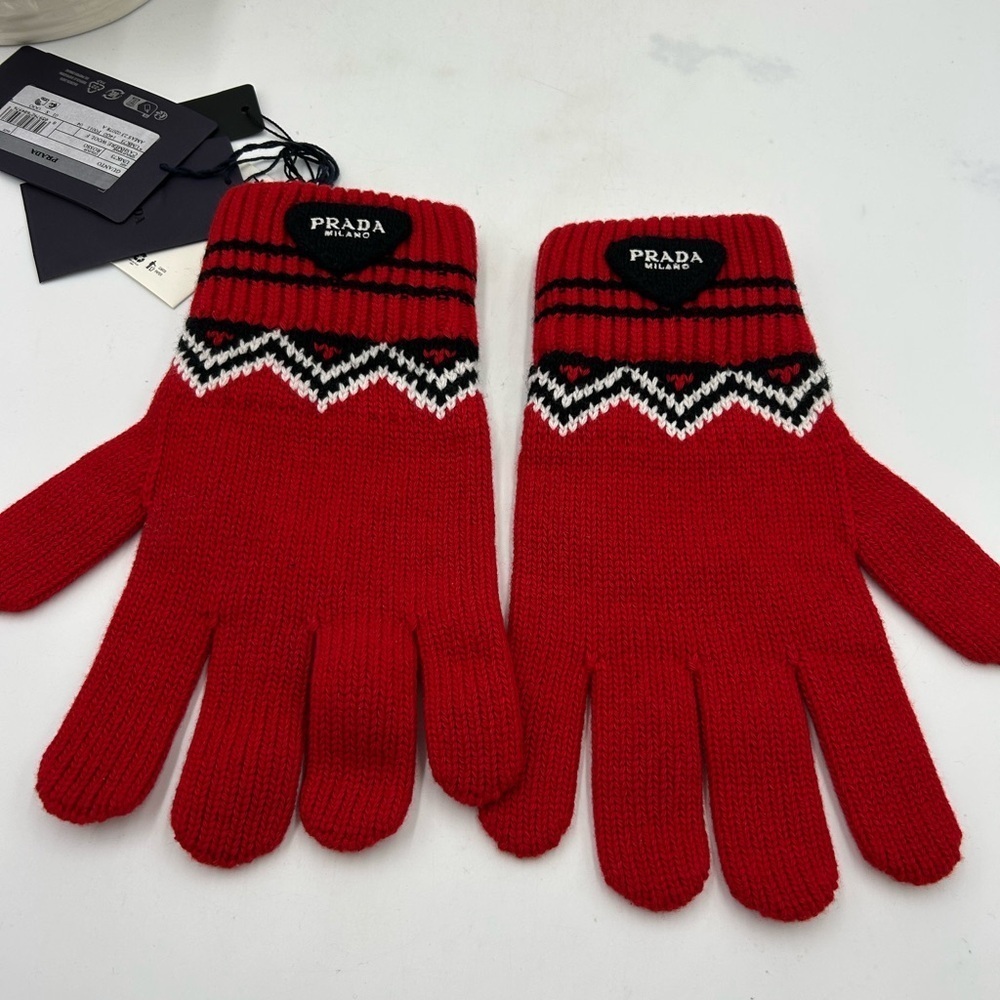Unisex Prada wool/cashmere knit gloves size large made in Italy